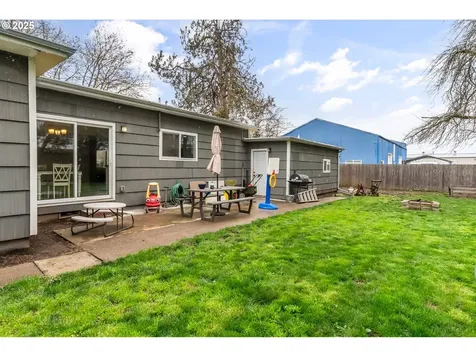 30063 Federal Lane Eugene OR 97402