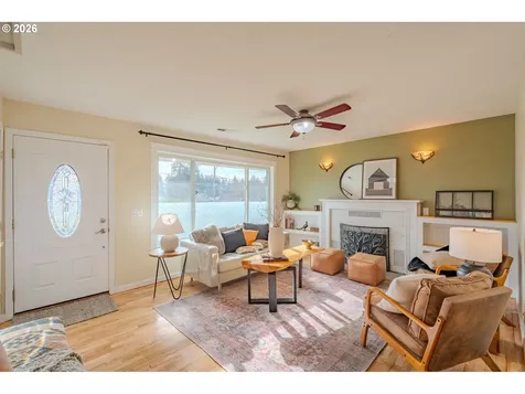 715 NE 22nd Avenue Camas WA 98607