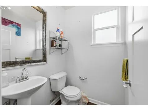 1764 Allea Drive Eugene OR 97404