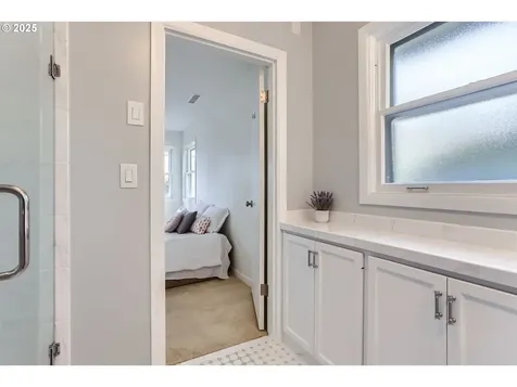 9645 SW Vista Place Portland OR 97225