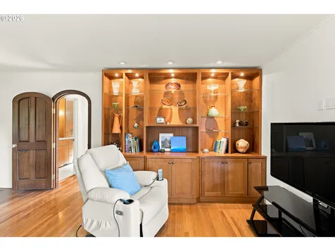 4131 Hemlock Street Cannon Beach OR 97110