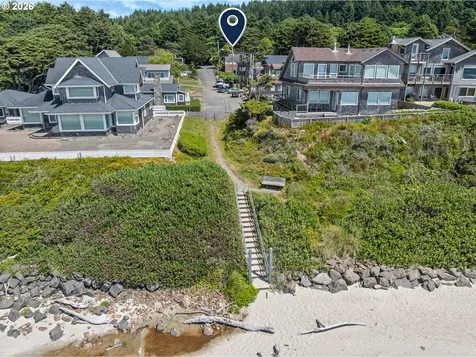 4131 Hemlock Street Cannon Beach OR 97110