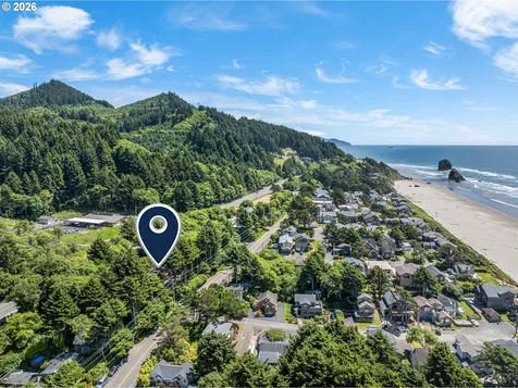 4131 Hemlock Street Cannon Beach OR 97110