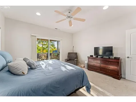 223 Ridgeway Avenue Central Point OR 97502