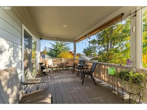 223 Ridgeway Avenue Central Point OR 97502