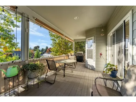 223 Ridgeway Avenue Central Point OR 97502