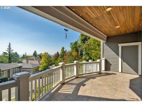 9037 NW Murdock Street Portland OR 97229