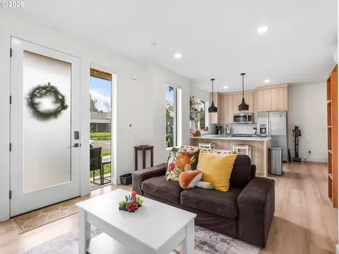 5277 N Oberlin Street Portland OR 97203