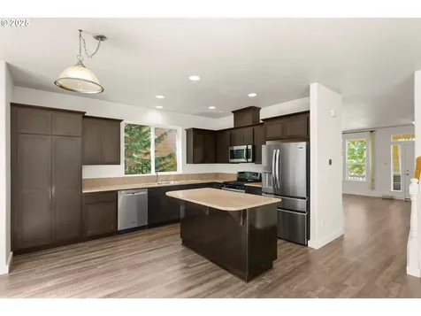 5271 N Wedgewood Loop Newberg OR 97132