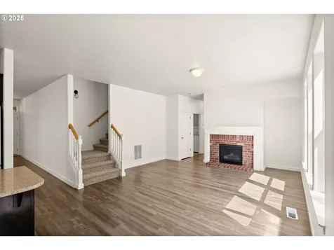 5271 N Wedgewood Loop Newberg OR 97132