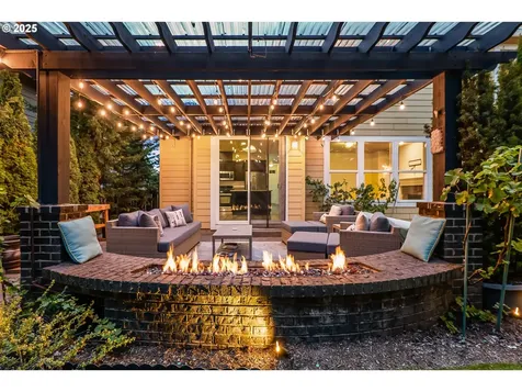 5271 N Wedgewood Loop Newberg OR 97132