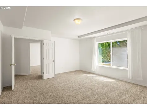 5271 N Wedgewood Loop Newberg OR 97132