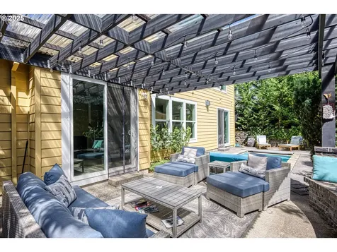 5271 N Wedgewood Loop Newberg OR 97132
