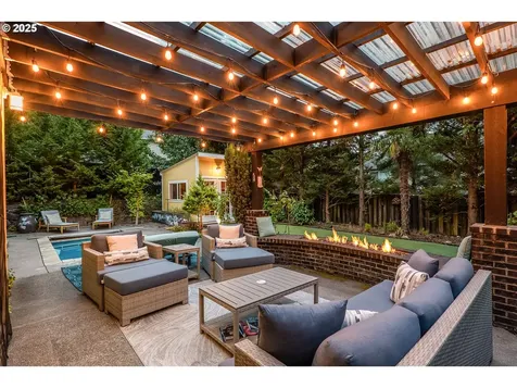 5271 N Wedgewood Loop Newberg OR 97132