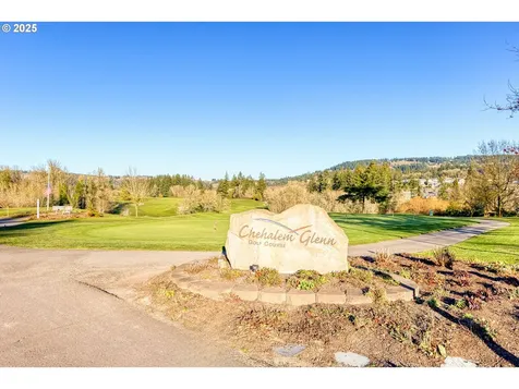 5271 N Wedgewood Loop Newberg OR 97132