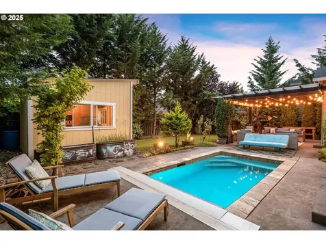 5271 N Wedgewood Loop Newberg OR 97132