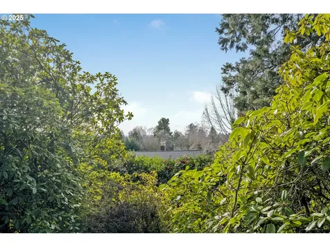3165 SW 82nd Avenue Portland OR 97225