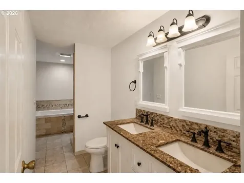 1835 Wakefield Court Salem OR 97304