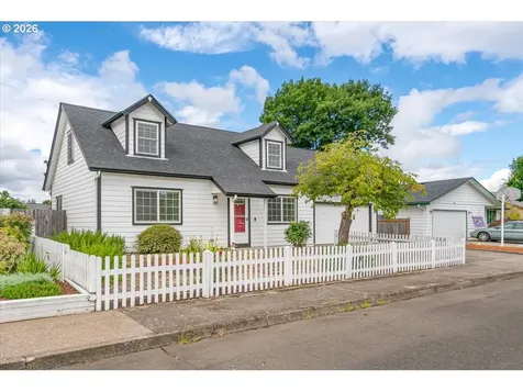 1835 Wakefield Court Salem OR 97304