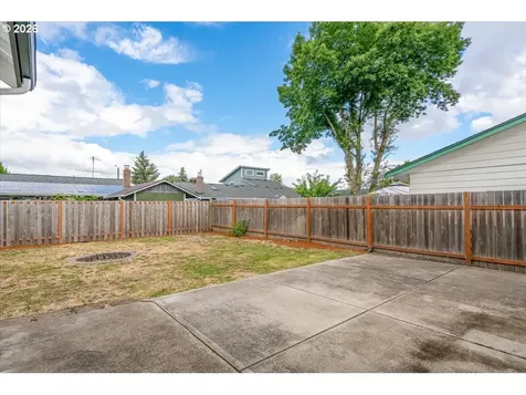 1835 Wakefield Court Salem OR 97304