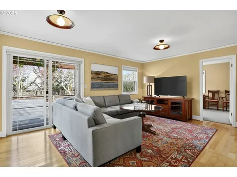 6721 SE 34th Avenue Portland OR 97202