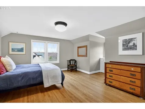 6721 SE 34th Avenue Portland OR 97202