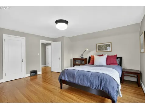 6721 SE 34th Avenue Portland OR 97202