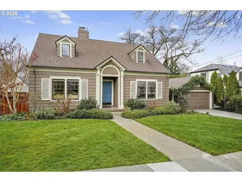 6721 SE 34th Avenue Portland OR 97202