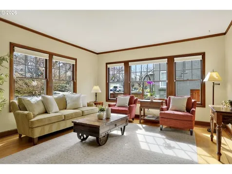 6721 SE 34th Avenue Portland OR 97202