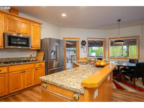 610 NE Sundance Court Hillsboro OR 97124