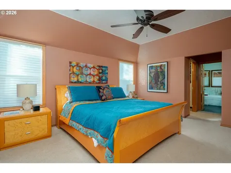 610 NE Sundance Court Hillsboro OR 97124