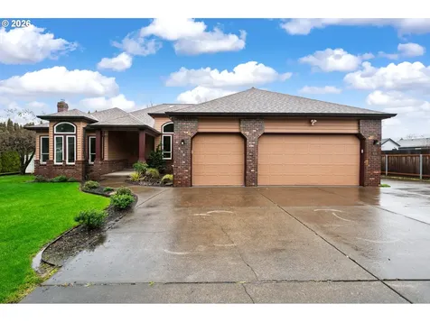 610 NE Sundance Court Hillsboro OR 97124