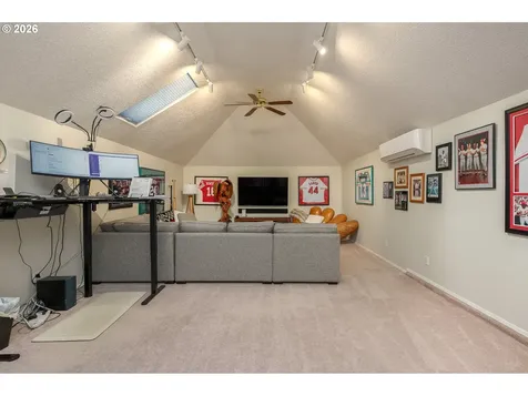 610 NE Sundance Court Hillsboro OR 97124
