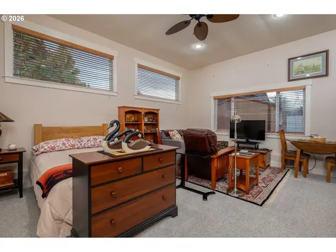610 NE Sundance Court Hillsboro OR 97124