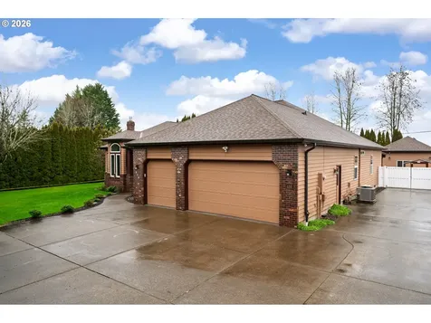 610 NE Sundance Court Hillsboro OR 97124