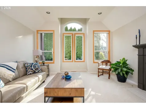 610 NE Sundance Court Hillsboro OR 97124
