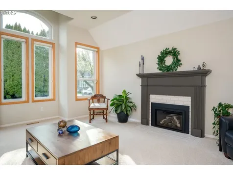 610 NE Sundance Court Hillsboro OR 97124