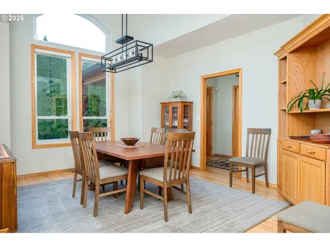 610 NE Sundance Court Hillsboro OR 97124