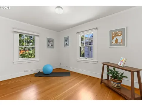 3415 NE Tillamook Street Portland OR 97212