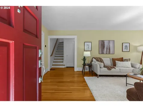 3415 NE Tillamook Street Portland OR 97212