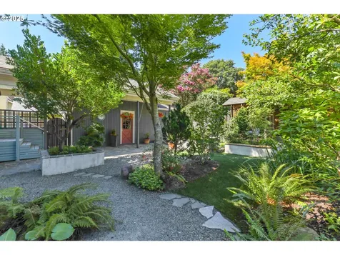 3415 NE Tillamook Street Portland OR 97212