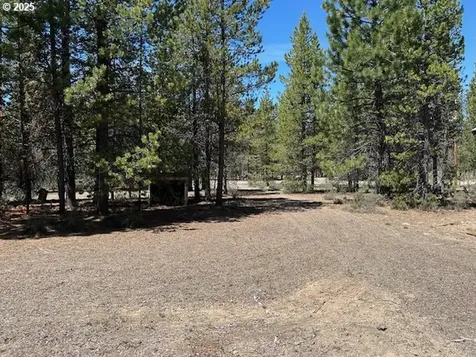 124249 Little Deschutes Drive Crescent Lake OR 97733
