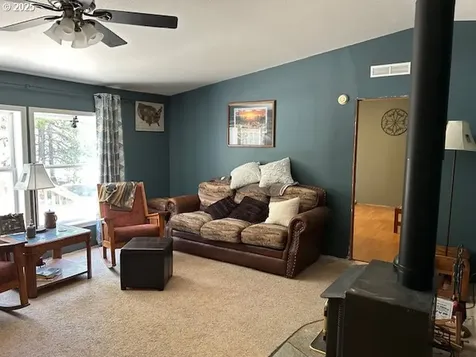 124249 Little Deschutes Drive Crescent Lake OR 97733