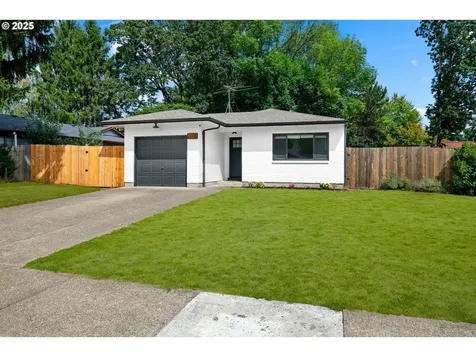 2008 N Carol Avenue Newberg OR 97132