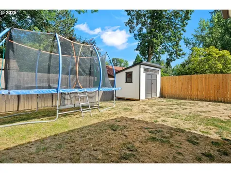 2008 N Carol Avenue Newberg OR 97132