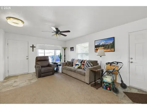 21290 S Beavercreek Road Oregon City OR 97045