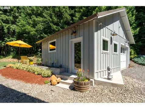 27200 NE Mountain Top Road Newberg OR 97132