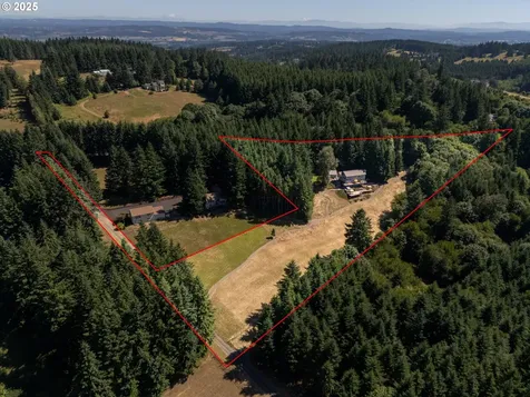 27200 NE Mountain Top Road Newberg OR 97132