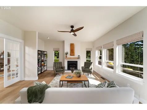 27200 NE Mountain Top Road Newberg OR 97132