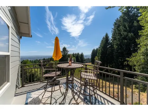 27200 NE Mountain Top Road Newberg OR 97132